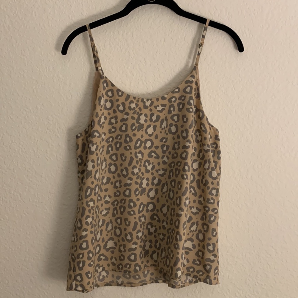 A New Day Leopard Print Tank 🐆 - Picture 3 of 3